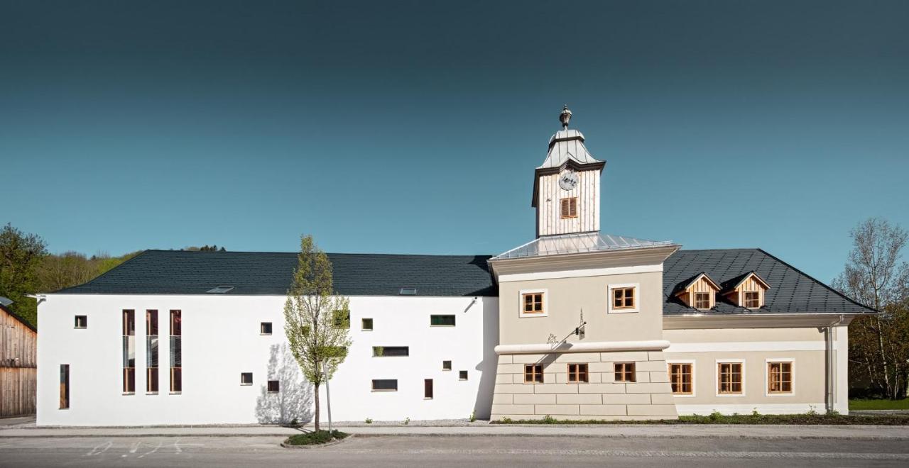 Hotel Zum Glockenturm Marktl Exteriör bild