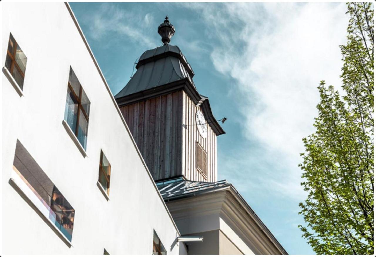 Hotel Zum Glockenturm Marktl Exteriör bild